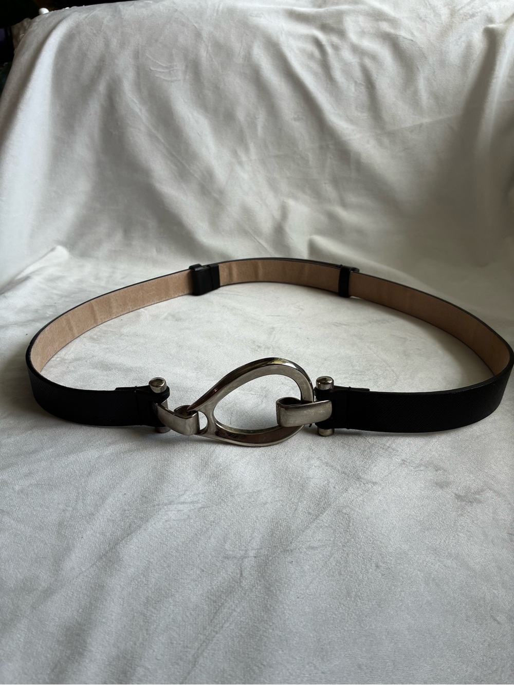 Via Spiga   Black Waist Belt Silver Tone Oval Buckle Adjustable Textured